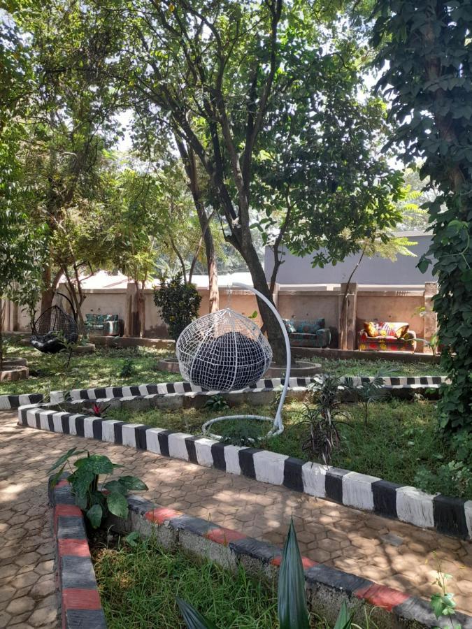 Ibrahim Garden Hostel アルーシャ エクステリア 写真